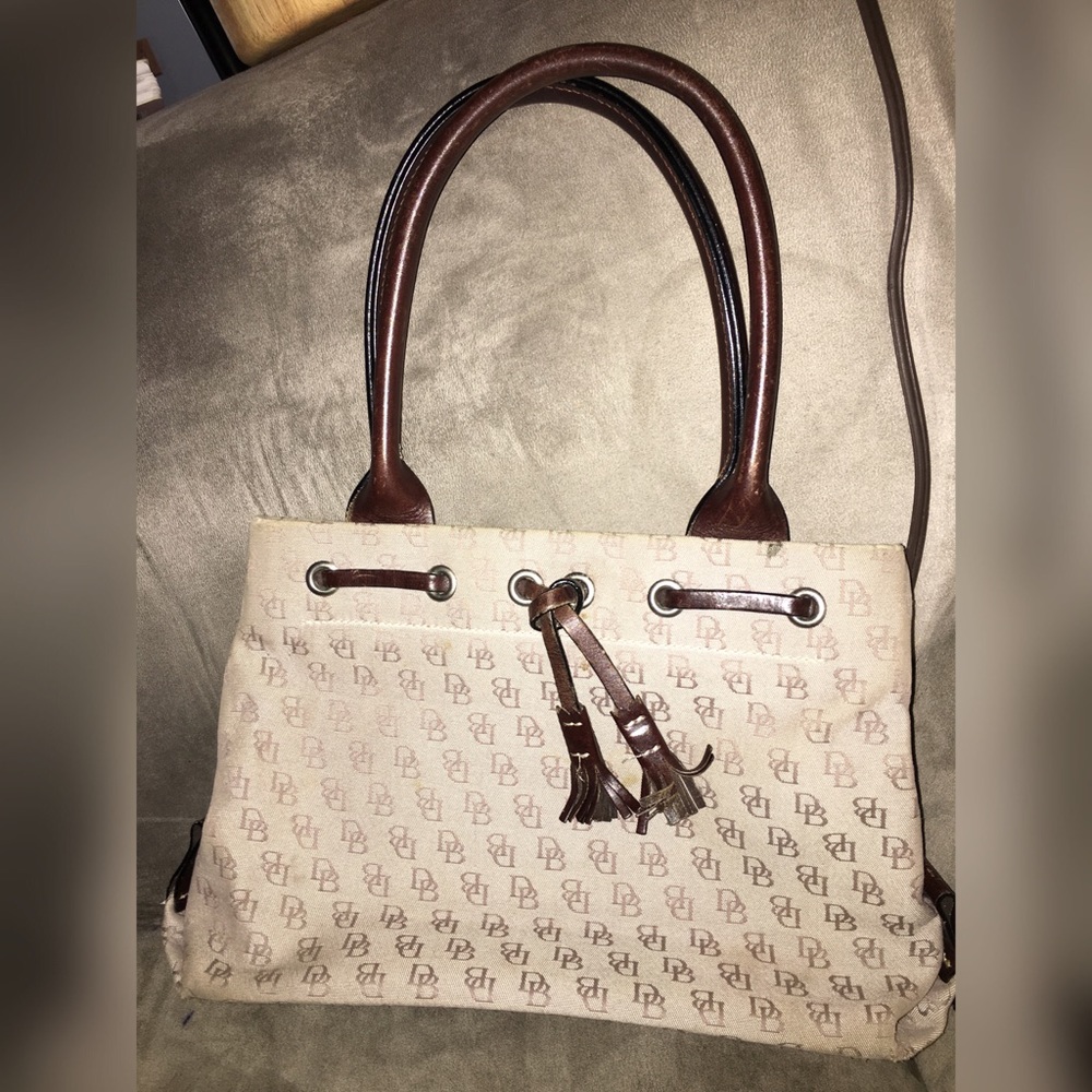 Dooney & Bourke bag